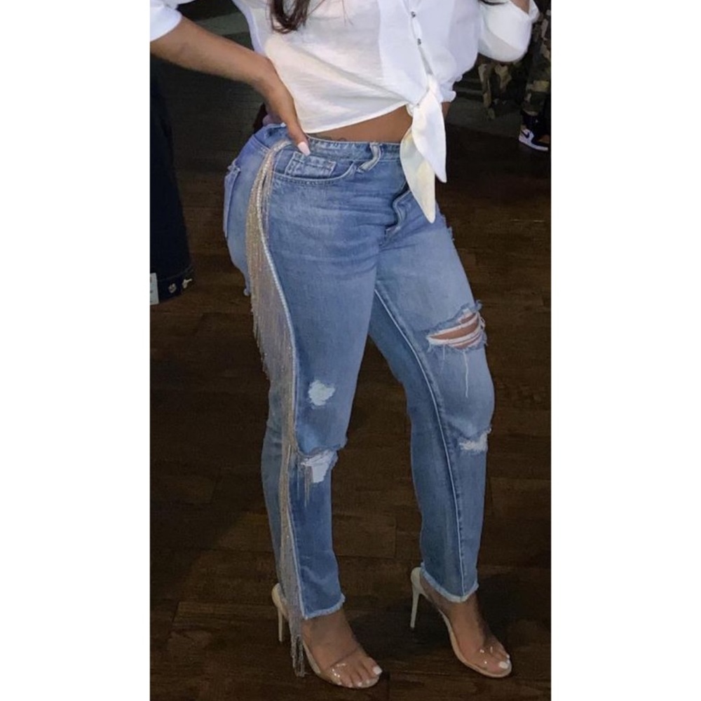 Statement distressed jeans